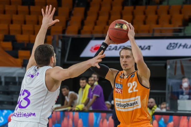 打野近两倍 打野近两倍