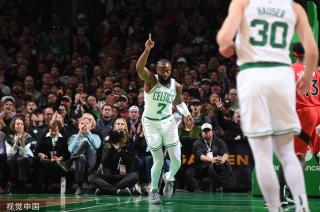 现了稳健的 现了稳健的